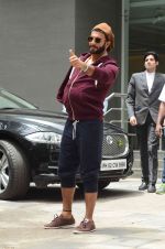 Ranveer Singh out from hospital in Mumbai on 5th April 2015